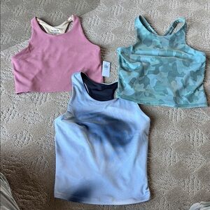 4 Tops-Pink/Mauve (new), Blk/White, Black, Cam
All size 10/12 w/built in bra